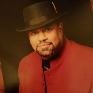 Meet your Posher, Gregory